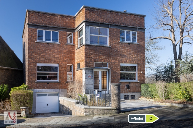 Belle et lumineuse maison d'architecte style Bauhaus, vue panoramique sur Liège